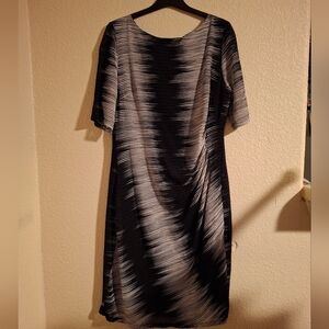 Anne Klein Black and White Midi Dress Size 14